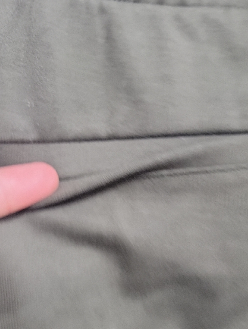 Everlane The Dream Pant in Forest Green, Large - Picture 9 of 14